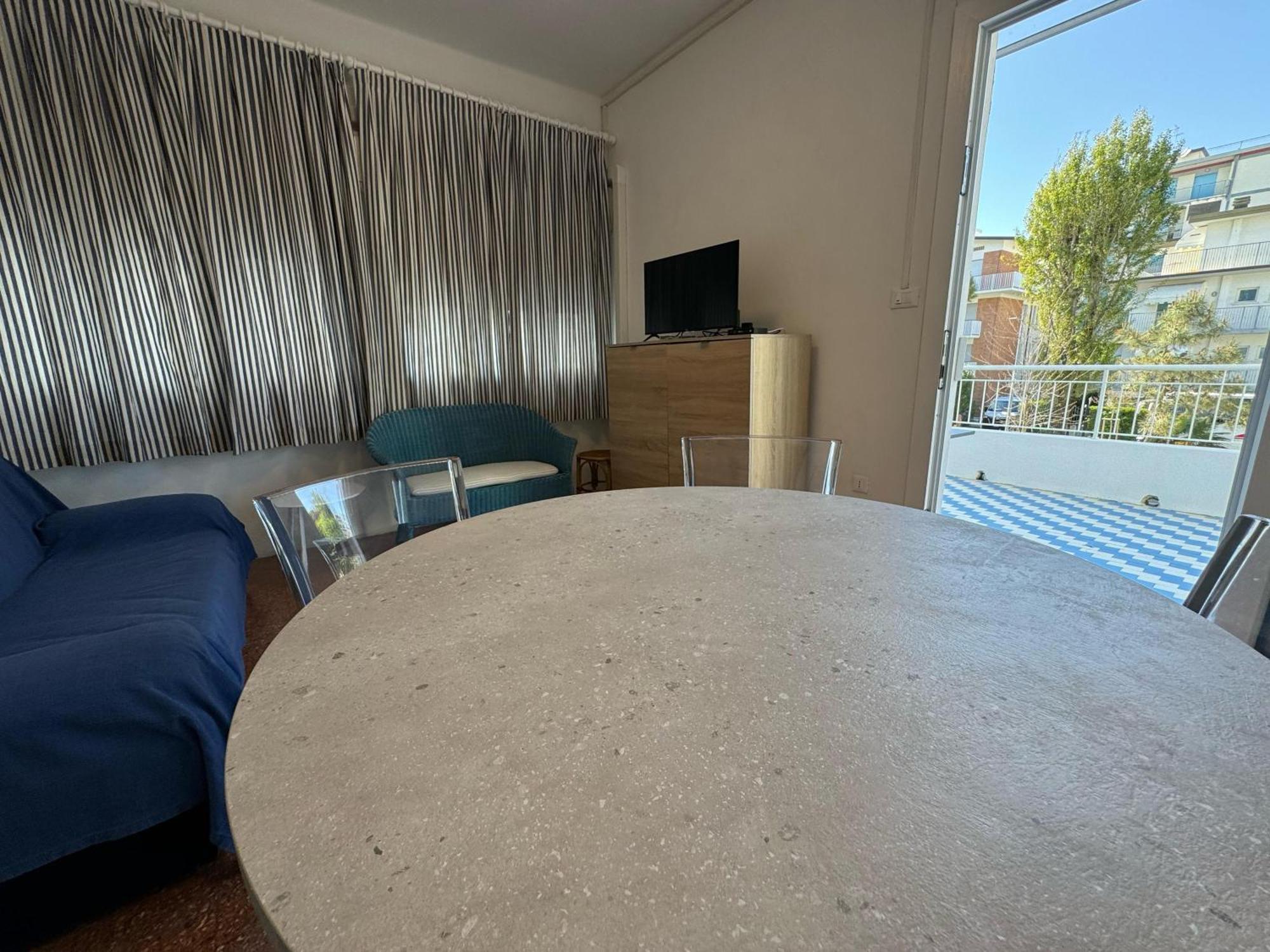 App4Rent Villa Zanetti - Appartamenti Con Spiaggia Privata Frontemare 리도 디 예솔로 외부 사진