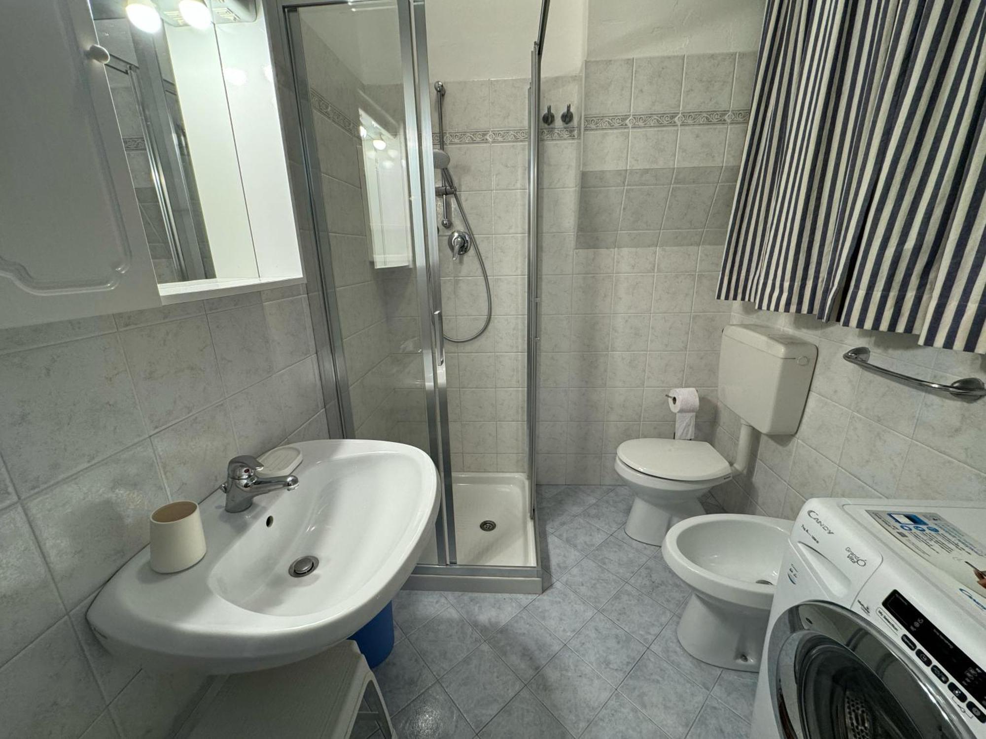 App4Rent Villa Zanetti - Appartamenti Con Spiaggia Privata Frontemare 리도 디 예솔로 외부 사진